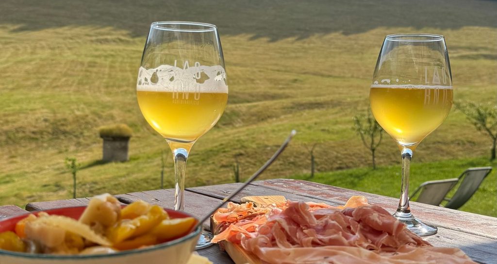 Lessinia food and craft beer tour near Verona